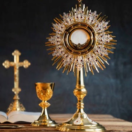 Adoration Pic Website
